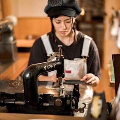 kutu_ichijiku's profile picture. 靴と革工作🐄ーーーーーーーーーーーーーーーーーー✈︎👁‍🗨靴作りを中心にモノ作りの楽しさと少し趣味のこと 👁‍🗨趣味はバイク。110~1100cc