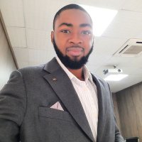 Olayinka (@geoyinkasi) 's Twitter Profile