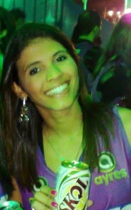 luana_pp's profile picture. Publicitária que acredita no poder da persuasão e que cada detalhe faz a diferença. Que ama a vida e todos os seus prazeres...