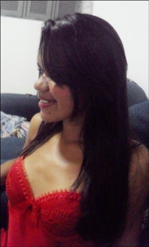amiga, preocupada, instável, carinhosa, dedicada, interessante, esperta, amorosa, focada, desconfiada, distraída, desastrada, cuidadosa, estranha, racional ...