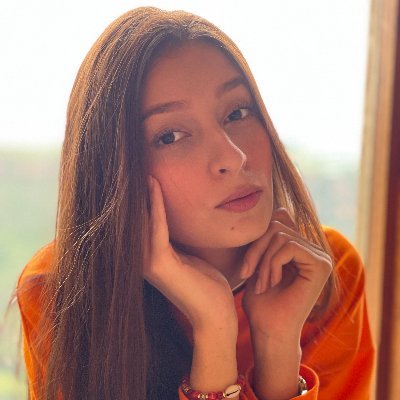 Simplicity is the key to happiness🙏
🔺Animal lover
🔺Traveller
🔺Selfieholic