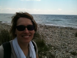 elillios's profile picture. 