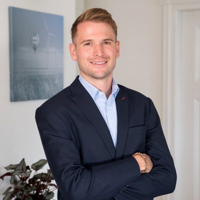 Founder & Member of the Board @greenmatch AG | Cryptoeconomist & PhD candidate @UniBasel