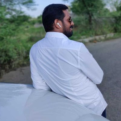 pmr4949's profile picture. 