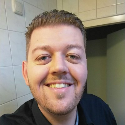 HarmHoogenberg's profile picture. Trots FVD lid! Een partij is meer dan één man alleen! Omroep ON lid! 💪🏻 📵 QR Weigeraar! Vrije Fries! 💪🏻❌ 'Make love, not war!'