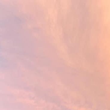 loveslimited's profile picture. 