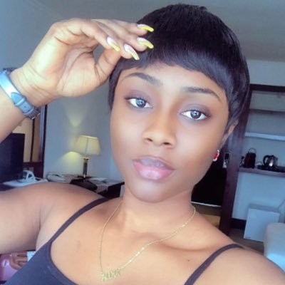 Nanaakuapapabi6's profile picture. Simple, friendly, like movies and I tease a lot | IG: @Maamedarkwaa_ | Business page IG: @kuuksworldclothingg