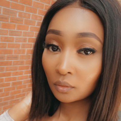 peace_favoured's profile picture. God First | Digital Entrepreneur | Reading