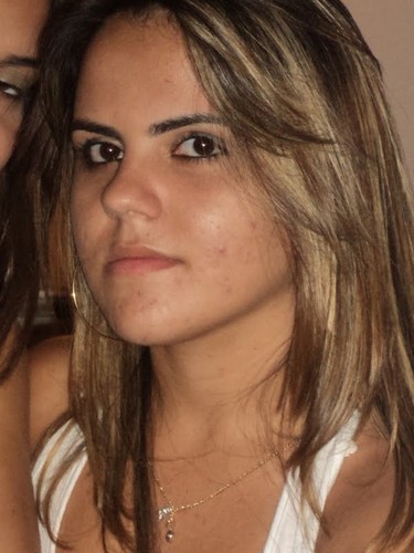 Quem vive em função de falar mal dos outros, passa a vida inventando desculpas para justificar sua própria mediocridade!