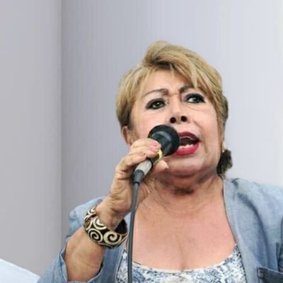 Lic. en Contaduría Pública, egresada de L.U.Z. Orgullosa de ser zuliana