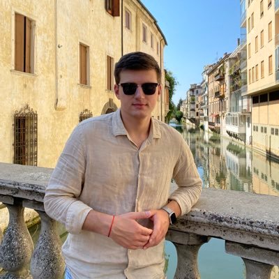 aloshkin_v's profile picture. Internationaler Jurist | Crypto Enthusiast 🙌🏼 Bitcoin | Libertarian