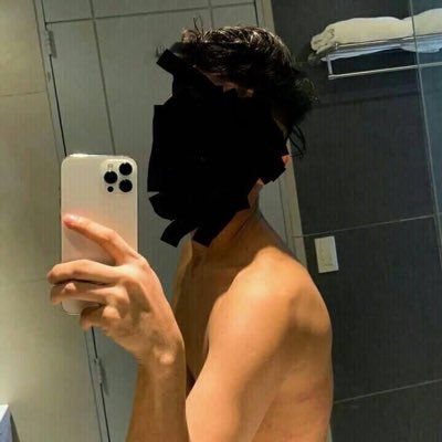 ichiroo95's profile picture. Nothings special . 🦷👨‍⚕️