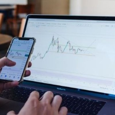 EngineerChart's profile picture. Technical Analysis & Investment
Not a recommendation to buy or Sell

لتعليم التحليل الفني لأسواق المال فقط .. ما يطرح لا تعتبر توصية للشراء أو البيع