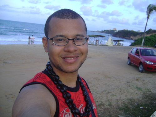 Formado em Administração de empresas, consultor financeiro, desenvolvo trabalhos como programador de sistemas, webdesign