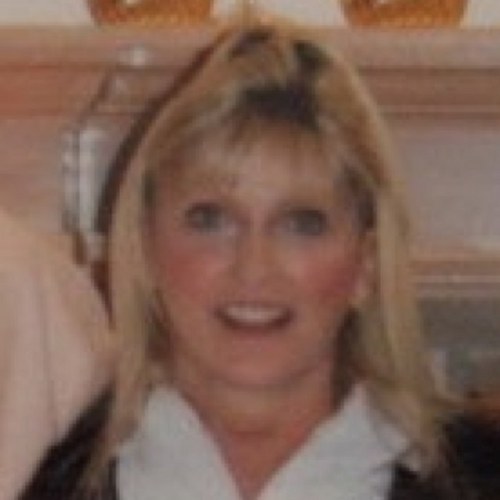 lesliesspot's profile picture. A everyday person. And oh Courtney's stepmom....watching her fun travels.