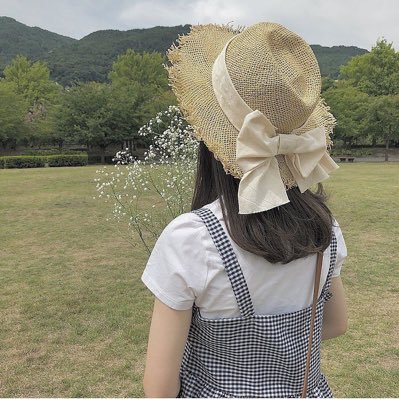 zizi0041's profile picture. 