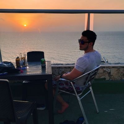 santiagorjuelar's profile picture. Ingeniero Electrónico.-
Esp Gerencia de proyectos de Telco-
Esp Transformación Digital.-
MSc Telco y regulación TIC