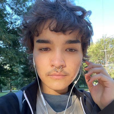 ez* he/him/his ! anti-twitter! 22! •abolish the police•!