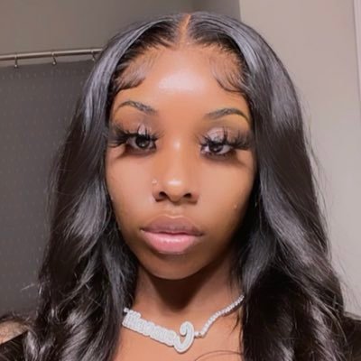 𝙾𝚗𝚕𝚢 𝙰𝚌𝚌𝚘𝚞𝚗𝚝 ‼️ ... follow my Instagram follow my TikTok - Camonii