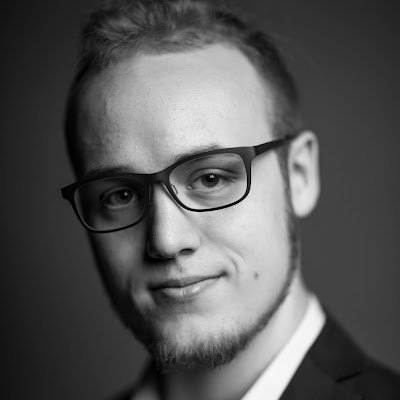 ThomasAPanish's profile picture. Principal VFX Artist at Respawn.
Prev work:
GOW, COD, Halo, Valorant, SW Survivor, Calisto Protocol and a few other fun projects.