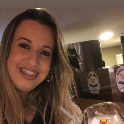 miladetoffoli's profile picture. Carioca, Mãe do Joaquim, Designer de Unhas, Palestrante, Instrutora, Lash Designer, Brow Designer Empresária. contato@miladetoffoli.com.br Rj