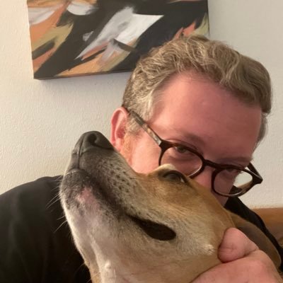 senhill's profile picture. My mom always said I'd twitter my life away🏳️‍🌈 he/him