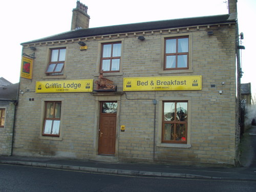 griffin_lodge's profile picture. The Griffin Lodge ,modern contemporary style lodge accommodation ,all en-suite rooms .1 mile form huddersfield town centre ,!!!!!!!