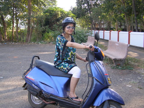 ruchikawrites's profile picture. a marketing & brand journalist by choice :) a good person by God's grace :D