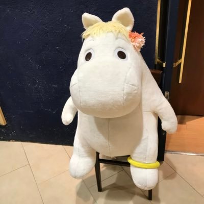 89I1MlO9zmFFmbG's profile picture. 