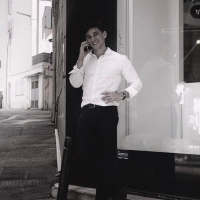 theoreynal1's profile picture. Marketing digital & e-budiness #MBADMB en alternance chez @VirtuoFR, engagement marketing executive. Fondateur @SoyonsActeurs (Instagram)