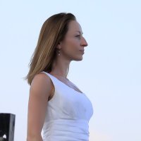 Olga Tanas (@olyatanas) Twitter profile photo