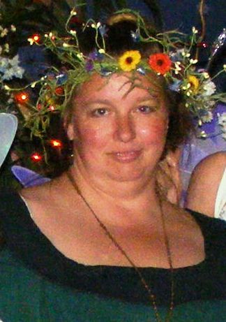 Laurelinn's profile picture. Something Wiccan this way comes!