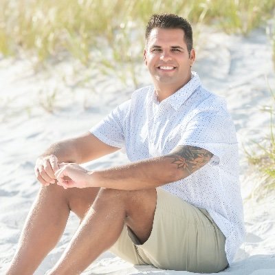 I’m a real estate agent with Beachy Beach Real Estate  in Panama City Beach, FL and the nearby area..