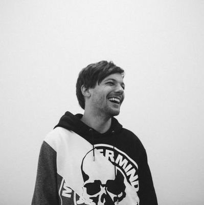 star_too_young's profile picture. ʷʰᵒ ᵖᵘᵗ ᵗʰᵉ ʷᵒʳˡᵈ ᵒⁿ ᵐʸ ᵇᵃᶜᵏ ᵃⁿᵈ ⁿᵒᵗ ⁱⁿ ᵐʸ ʰᵃⁿᵈˢ ʲᵘˢᵗ ᵍⁱᵛᵉ ᵐᵉ ᵃ ᶜʰᵃⁿᶜᵉ