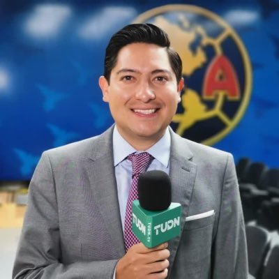 Reportero y conductor en TUDN. Lic. en comunicación y director técnico de futbol. Opiniones a título personal. INSTAGRAM @julioiba