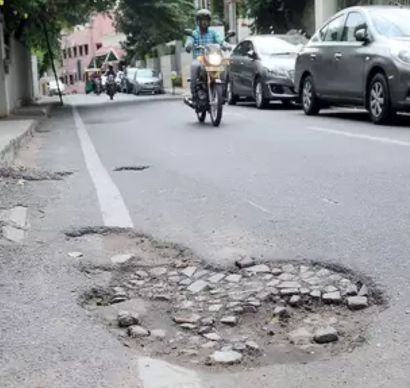 Pothole_city's profile picture. let's count the potholes in our beloved city!!