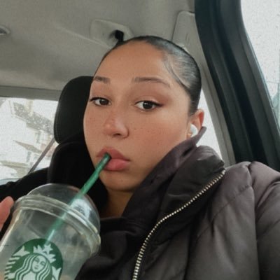 ayameep's profile picture. IG: @ayame.p