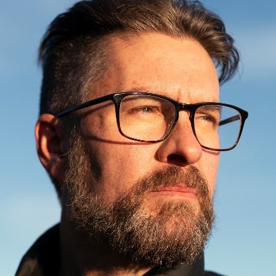 benjaminpearse's profile picture. Ben Pearse is a Blue Mountains professional photographer specialising in portrait and headshot photography. Ben works from his home studio in Katoomba.