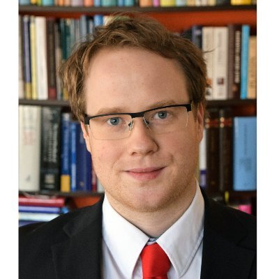 Assistant professor at the Department of ConstLaw @pf_upol. Host of Leviathan: Podcast o ústavním právu (https://t.co/yk7z2nylTo). Football and music fan.