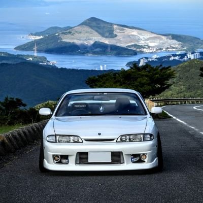 S14に乗ってます！
週末のドライブと洗車が趣味です。
Like→シルビア/180SX/RPF1/PC💻️/90年代🏎️/ラーメン🍜
車歴🚗→180SX▶️S14