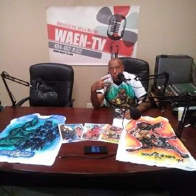 Celebrity CHICAGO/ATLANTA  RADIO PERSONALITY TV  TALK SHOW HOST COMIC BOOKS CREATOR OF HOOD WARS & OTHERS