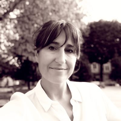 Intérprete y traductora en Santander y donde se tercie --- Traductora jurada