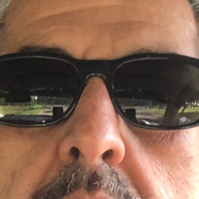 La vida es un camino de tropiezos, pero con determinación y fé, puedes superar cualquier obstáculo. No pierdas la fe!
