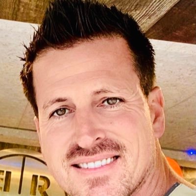 Vicki37786850's profile picture. 