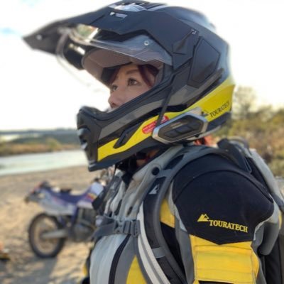 北海道からR1250GSに乗って神奈川に辿り着きました。身長153cmオフロード初心者。 林道、酷道、ガレ場等、修行ツーリングに誘って下さい!平日も歓迎✨https://t.co/Jy21y0yUHS