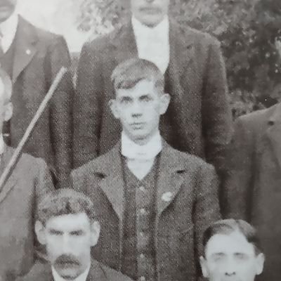 _Danevan_'s profile picture. Nec Aspera Terrent