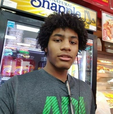 DarkFantasyGem's profile picture. 