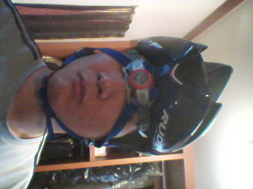 jongkuni's profile picture. What the F is the Bio?