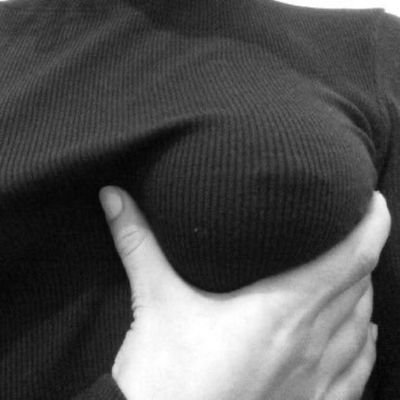 xviewxxx's profile picture. somos un grupo de adolecetes con el fin de mostrarte contenido que te guste y si es de tu agrado escribenos para hablar por wa