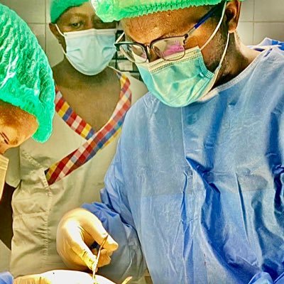 Qjaymes's profile picture. Art. Epics. Literature. Neurosurgery.Proudly🇰🇪 
#MUFC